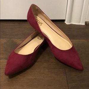 Maroon flats